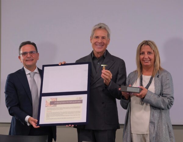 Claudio Baglioni nominato ‘architetto’ ad honorem a Verona