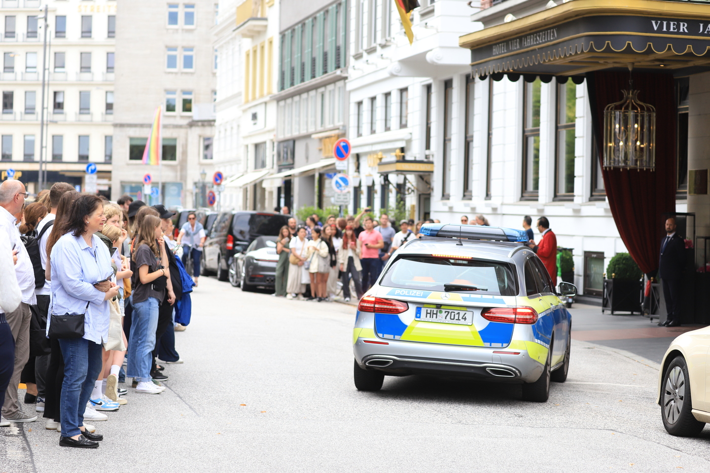 Germania, esplosione in centro a Colonia: un ferito