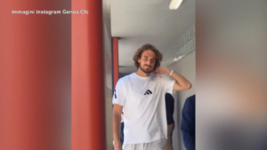 Tennis, show di Tsitsipas al Marassi prima di Genoa-Roma