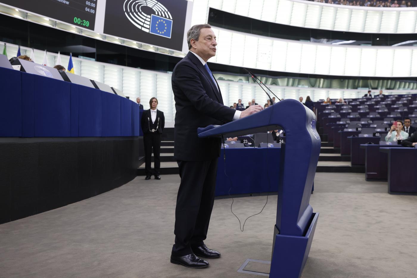 Ue, Draghi presenta Rapporto su competitività a Eurocamera: “Viviamo cambiamento drammatico”