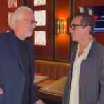 Napoli, Briatore inaugura Crazy Pizza: Sorbillo gli regala un corno porta fortuna