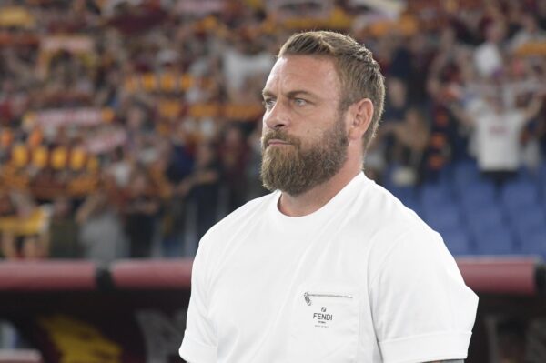 Roma, esonerato l’allenatore Daniele De Rossi