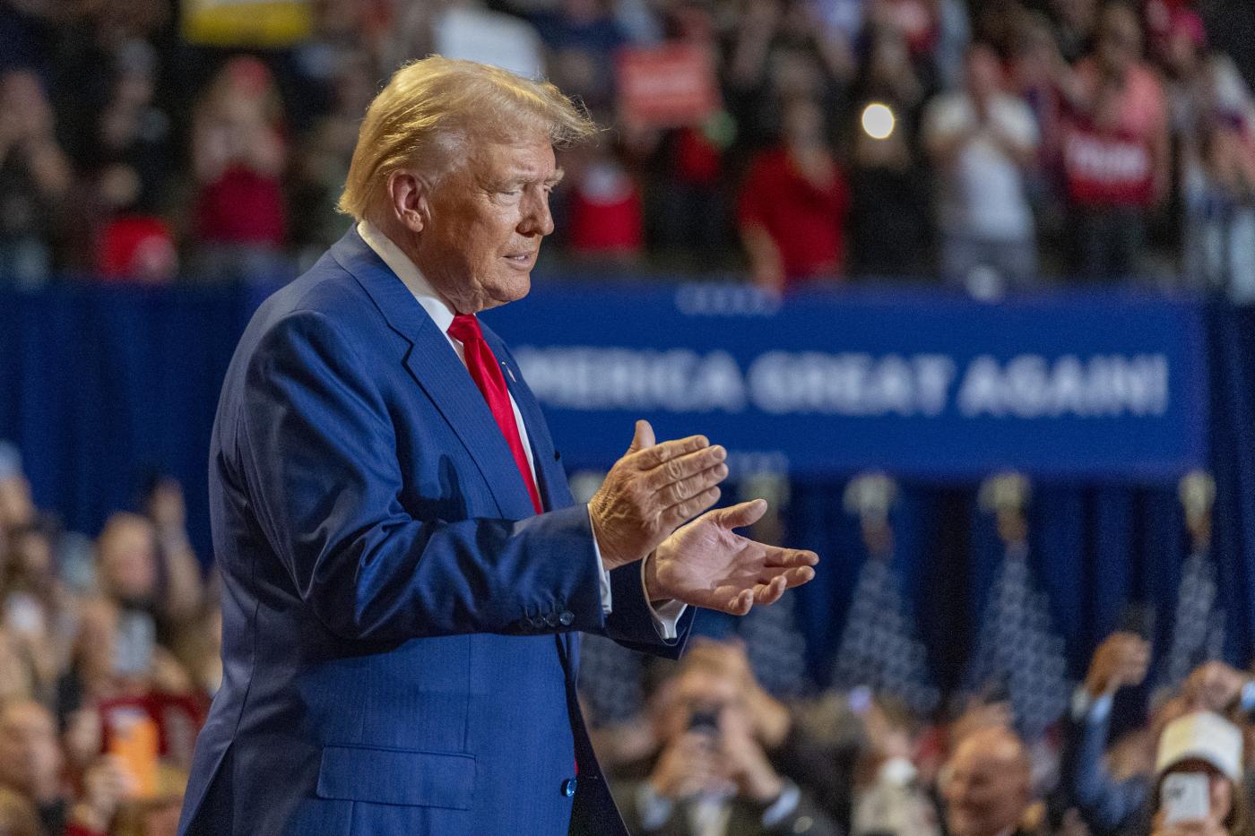 Usa, Trump: “Harris è una minaccia per la democrazia”