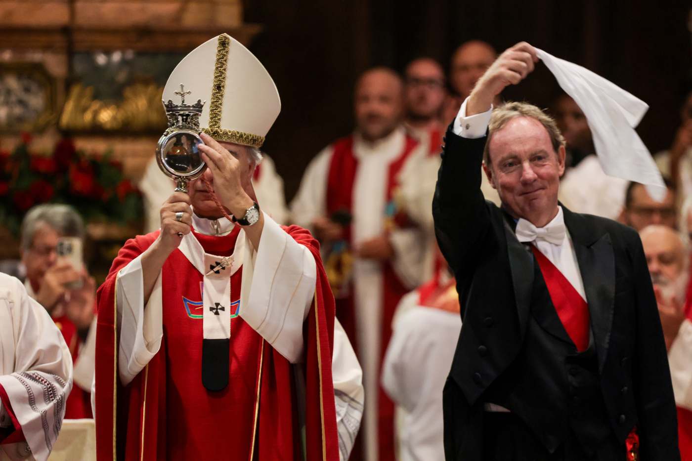 San Gennaro, si ripete a Napoli il miracolo dello scioglimento del sangue