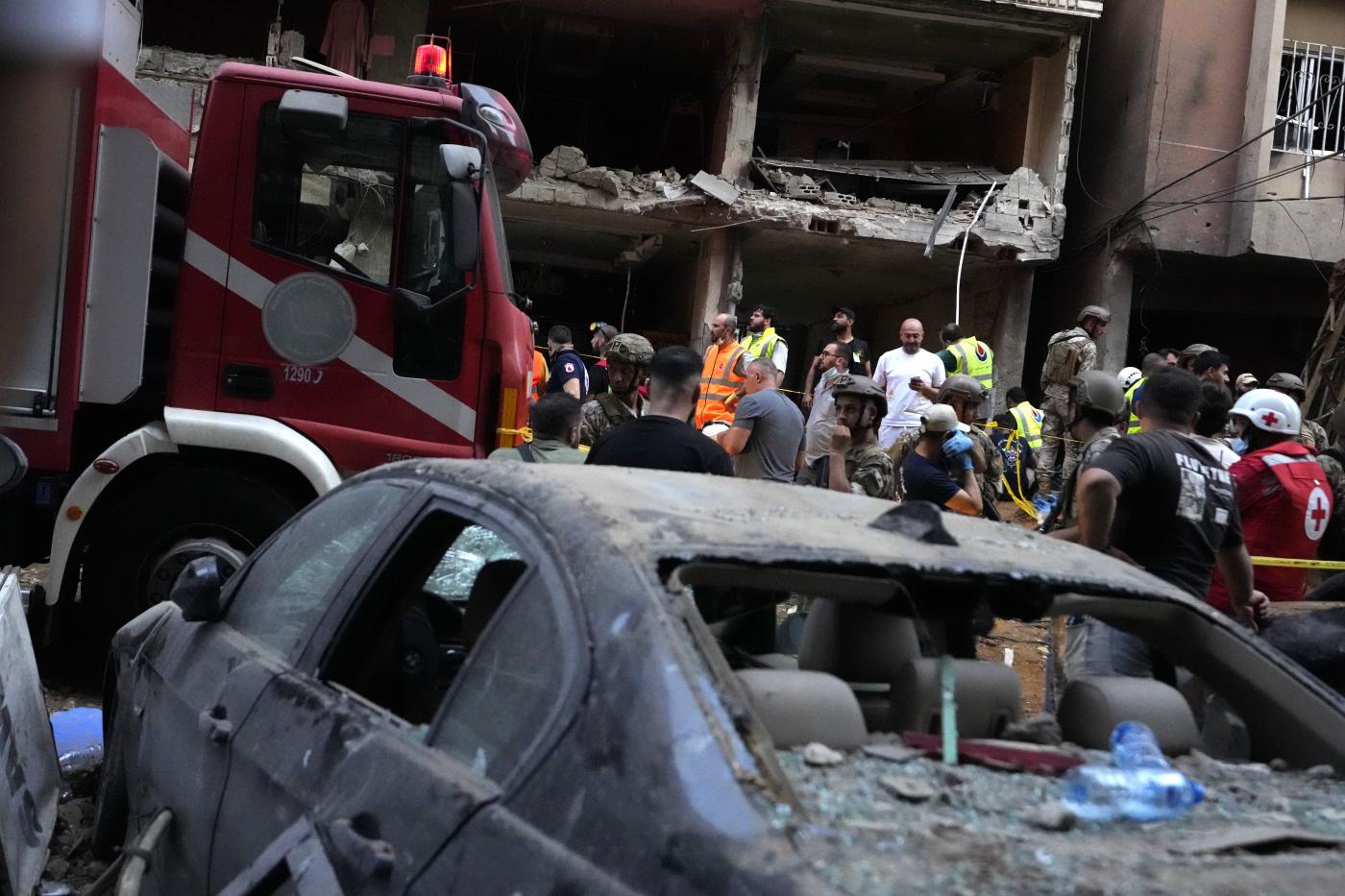 Libano, attacco Israele a Beirut uccide due comandanti di Hezbollah: 31 morti, anche tre bambini