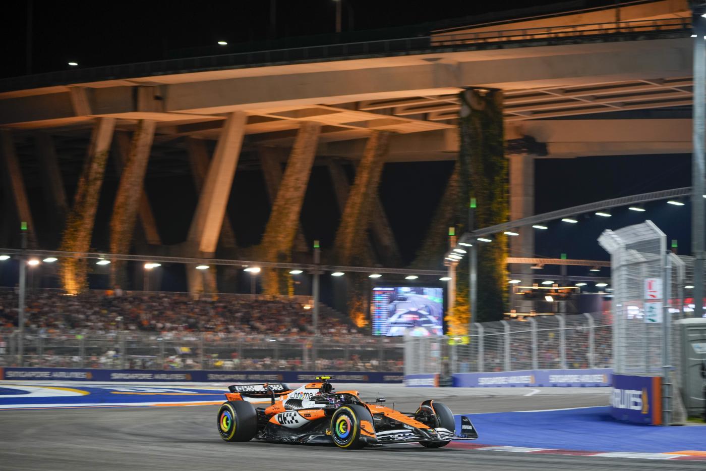 F1, Gp Singapore: vince Norris davanti a Verstappen