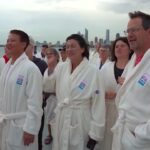 Usa, centinaia di nuotatori alla ‘Chicago River Swim’