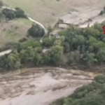 Maltempo, vigili fuoco sulle tracce di nonna e nipote dispersi nel Pisano