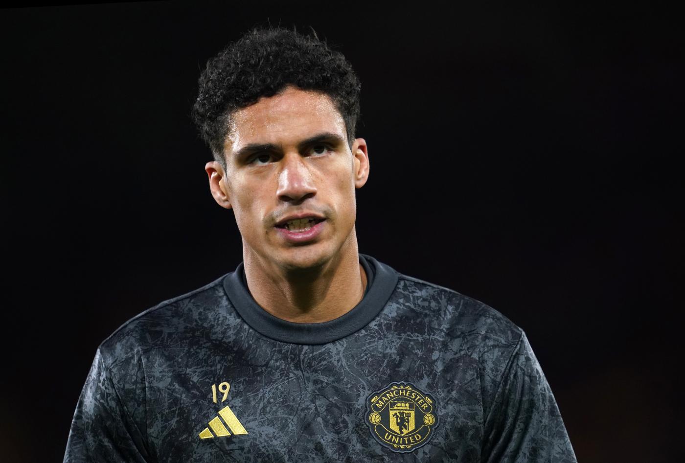 Raphael Varane si ritira, il giocatore dice addio al calcio giocato a 31 anni