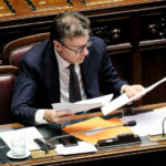 Manovra, confermati taglio cuneo e nuove aliquote Irpef: si lavora a contributo banche