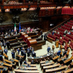 Manovra, stop a compensi oltre 50 mila euro dall’estero ai politici