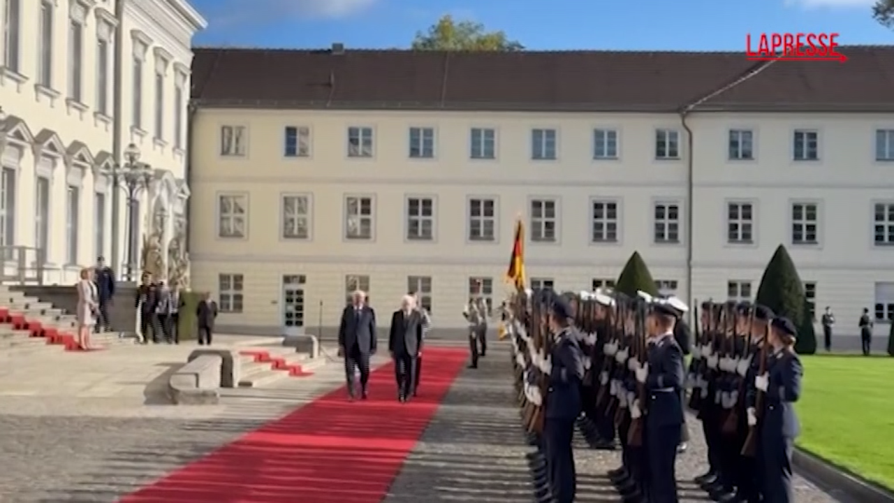 Italia Germania, Mattarella accolto a Palazzo Bellevue da Steinmeier