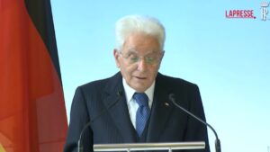 Clima, Mattarella: “Ricette semplicistiche sono da imbonitori, serve Ue dell’energia”