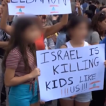 Roma, protesta contro bombardamenti in Libano: “Basta al genocidio israeliano”