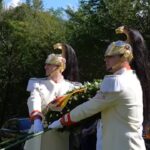 Mattarella e Steinmeier depongono una corona a Marzabotto