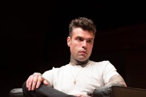 Arresti ultras, Fedez si rivolge a Lucci per affari su bibita e Old Fashion