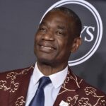 Morto a 58 anni Dikembe Mutombo, tra migliori difensori in Nba