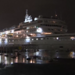 Belfast, nave da crociera parte dopo 4 mesi di stop: al via viaggio intorno al mondo