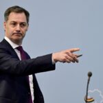 Aborto, premier belga De Croo: “Le parole del Papa sono inaccettabili”