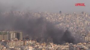 Libano, enormi pennacchi di fumo su Beirut dopo notte di raid israeliani