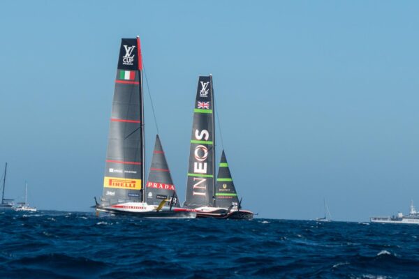 Barcelona - Draw on the first day of the America\'s Cup finals