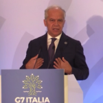 Migranti, Piantedosi: “Europa guarda con interesse a esperienza italiana in Albania”