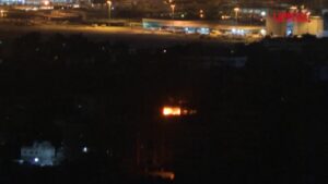 Libano, forti esplosioni nella notte vicino all’aeroporto di Beirut