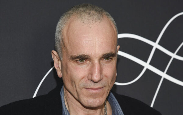 Daniel Day-Lewis - Figure 1