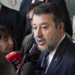 Pontida, Salvini: “Serve Lega Santa contro fanatismo islamico”