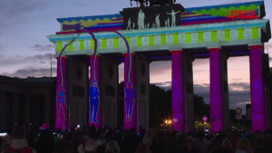 Germania, ‘Festival delle luci’ di Berlino celebra il suo 20° anniversario