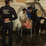 Roma, controlli al mercato Esquilino: sequestrati 150 kg di carne avariata