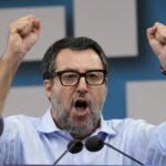 Pontida, Salvini: “Governo compatto, paghino di più i banchieri non operai”