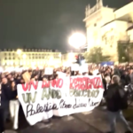 Torino, fiaccolata pro-Palestina in centro