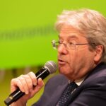 Manovra, Gentiloni: “Bene prudenza Giorgetti, non è rinuncia a riforme”