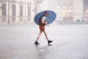 Meteo, allerta gialla in Liguria e Toscana per temporali