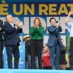 Pontida, Salvini con leader sovranisti Ue lancia ‘santa alleanza popoli’ e blinda autonomia