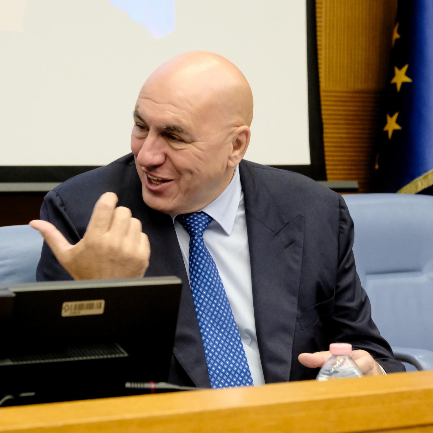 Libano, Crosetto: “Attacco a quartier generale Unifil inaccettabile”