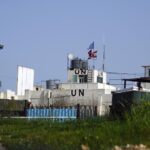 Libano, Idf colpisce ancora basi Unifil: 2 feriti. Meloni: “Inaccettabile”
