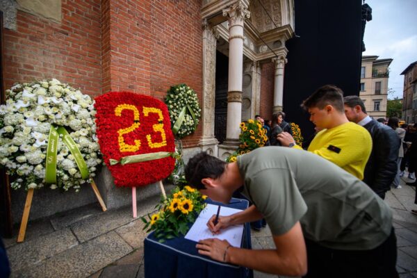 Milano - Funerali del motociclista e youtuber Luca Salvadori