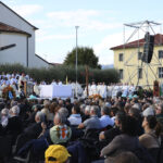 Sammy Basso, in migliaia ai funerali a Tezze sul Brenta. La sua lettera: “Ricordatemi facendo festa”