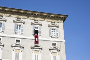 L'Angelus della domenica di Papa Francesco in Piazza San Pietro