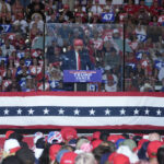 Usa, Trump in California: “Harris non farà all’America ciò che ha fatto qui”