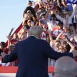 Usa, l’uomo arrestato al comizio di Trump: “Sono un suo sostenitore”