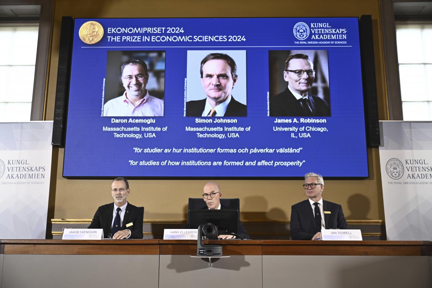 Nobel, premio per l’economia ad Acemoglu, Johnson e Robinson