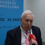 Migranti, ex ministro Esteri spagnolo: “Bene Meloni, Sanchez non ha vera politica”