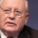 Il 15 ottobre del 1990 Gorbaciov riceve il Nobel per la Pace