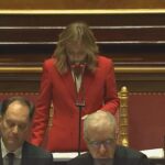Bagarre in Senato, Meloni scherza: “Piuttosto che farmi spiegare le mie parole dal M5S mi dimetto”