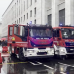 Milano, incendio alla centrale termica del tribunale: il momento dell’evacuazione