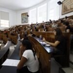 Università, addio al test di ingresso a Medicina: abolizione del numero chiuso nel primo semestre