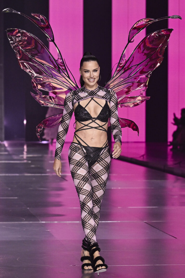 Victoria’s Secret Show 2024, tornano in passerella gli Angeli di Victoria